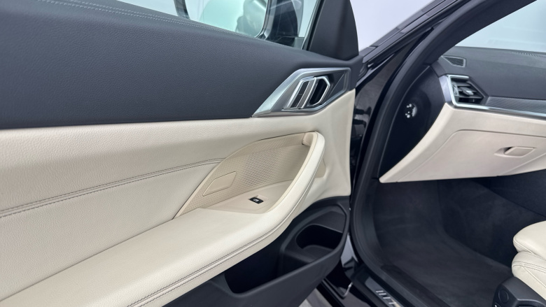 BMW 4 Series 420i M Sport 2dr Step Auto Petrol Coupe